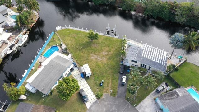 2630 Tortugas Lane, Fort Lauderdale, FL 33312