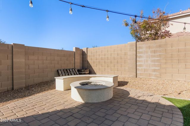 12136 W Tether Trail, Peoria, AZ 85383