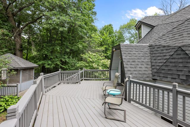 17345 Kettle River Boulevard NE, Columbus, MN 55025