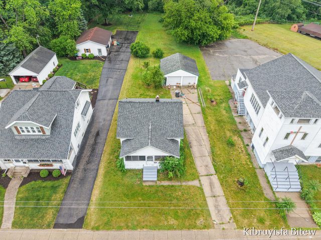 2453 Byron Center Avenue, Wyoming, MI 49519