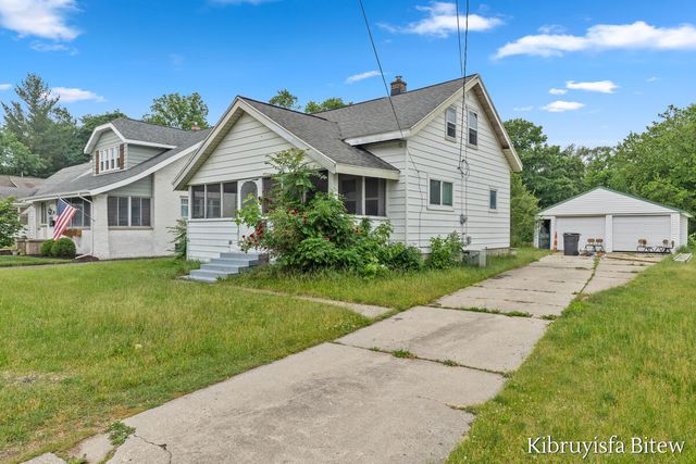 2453 Byron Center Avenue, Wyoming, MI 49519