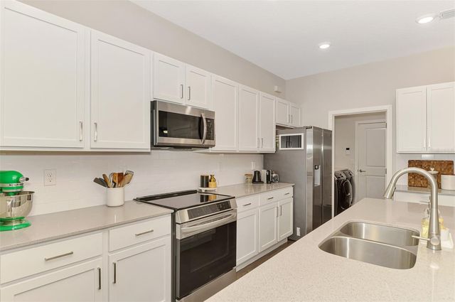 8472 RED COACH AVENUE, North Port, FL 34291