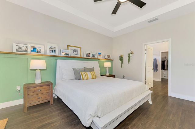 8472 RED COACH AVENUE, North Port, FL 34291