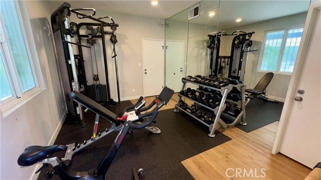 18645 Hatteras 208, Tarzana (los Angeles), CA 91356