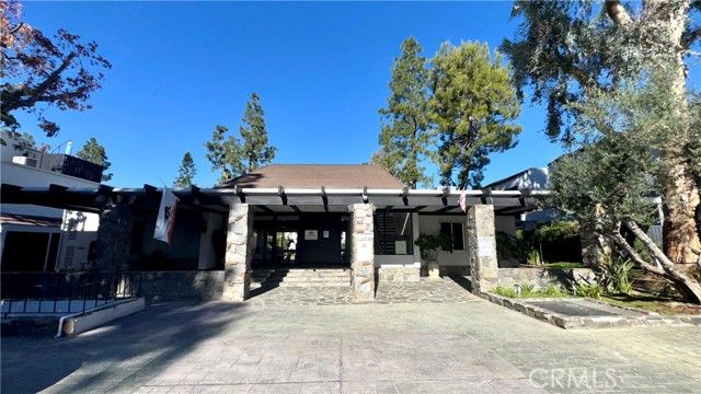 18645 Hatteras 208, Tarzana (los Angeles), CA 91356