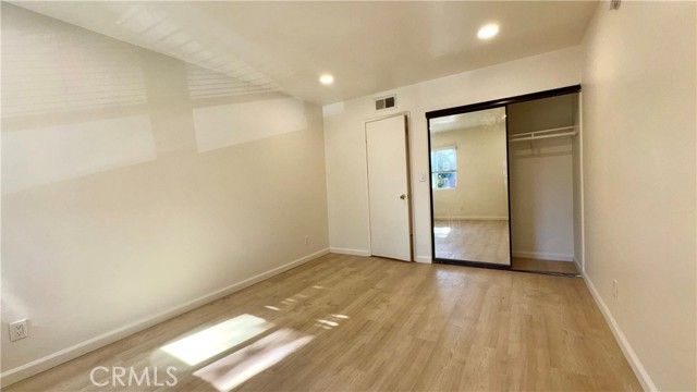 18645 Hatteras 208, Tarzana (los Angeles), CA 91356