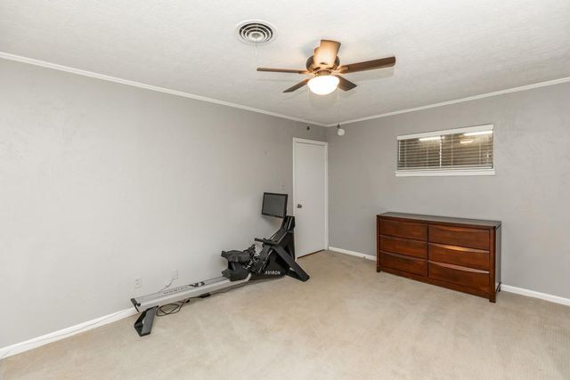 5990 N Circuit Drive, Beaumont, TX 77706