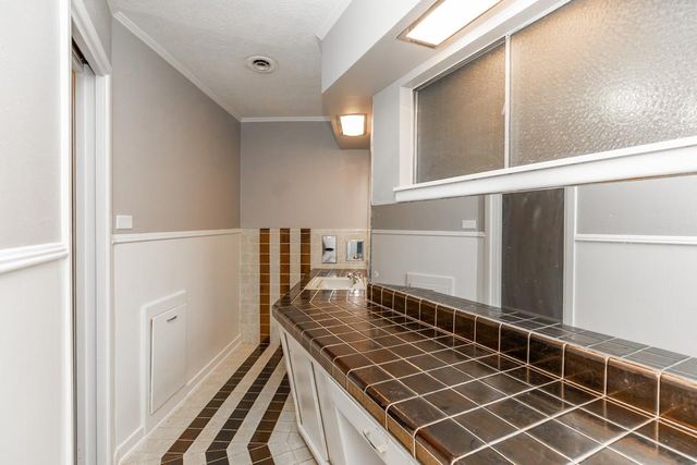 5990 N Circuit Drive, Beaumont, TX 77706