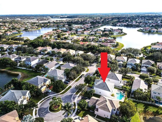 108 Devonshire Circle, Royal Palm Beach, FL 33414