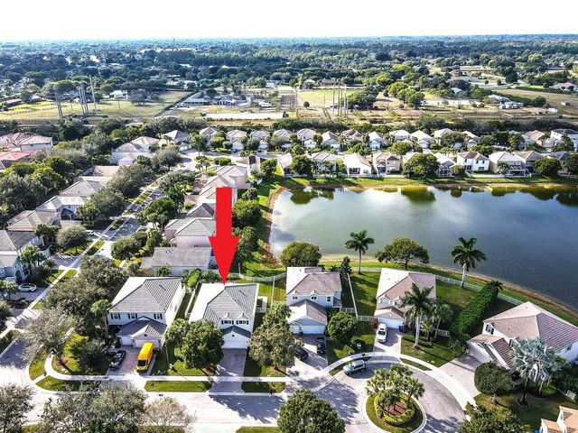 108 Devonshire Circle, Royal Palm Beach, FL 33414