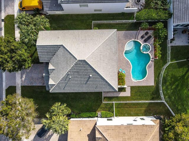 108 Devonshire Circle, Royal Palm Beach, FL 33414