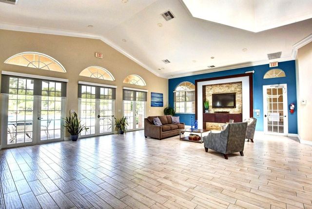 108 Devonshire Circle, Royal Palm Beach, FL 33414