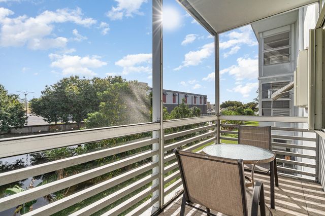 1330 NW 43rd Avenue 202, Lauderhill, FL 33313