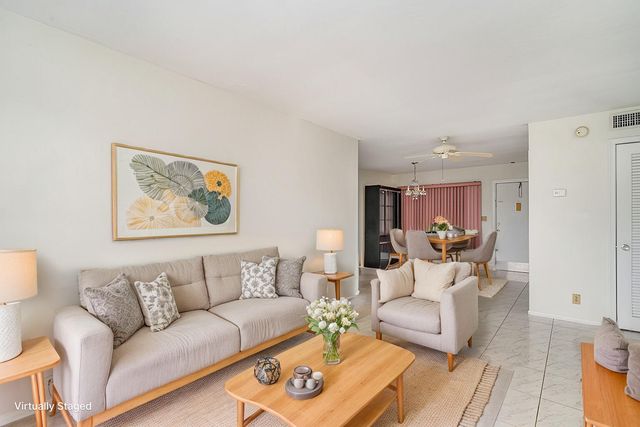 1330 NW 43rd Avenue 202, Lauderhill, FL 33313