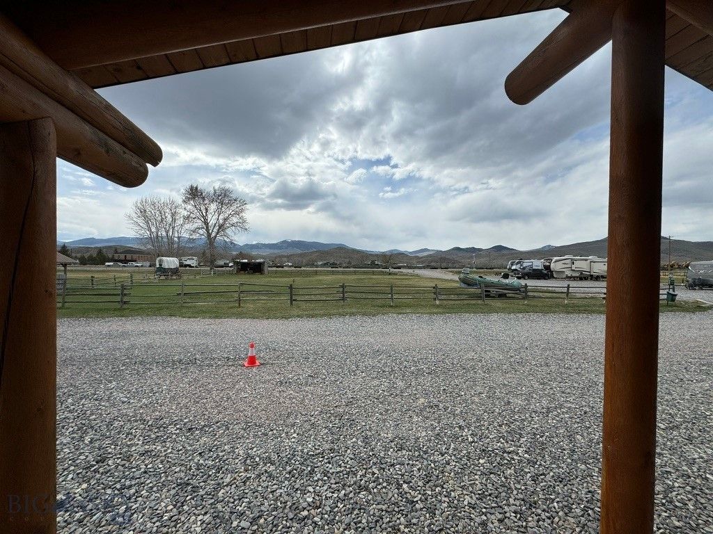 540 Main Street, Melrose, MT 59743 photo 21