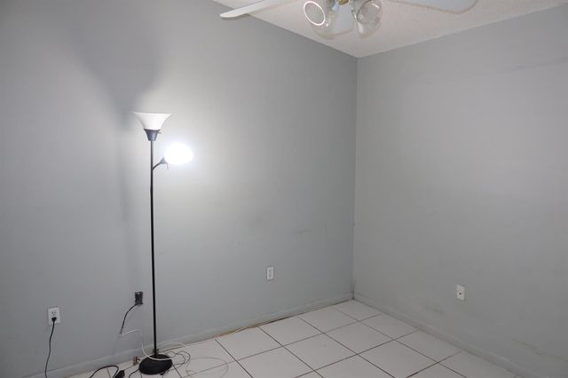 7001 W 35th Avenue 273, Hialeah, FL 33018