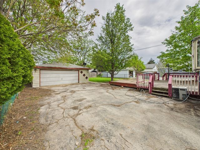 105 S Marilyn Avenue, Northlake, IL 60164