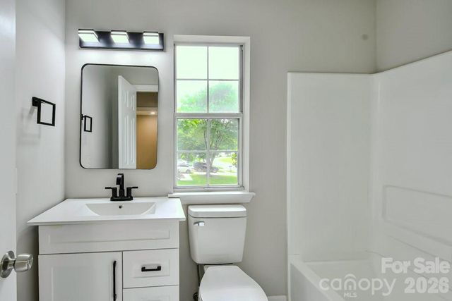 6020 Running Deer Road, Charlotte, NC 28214