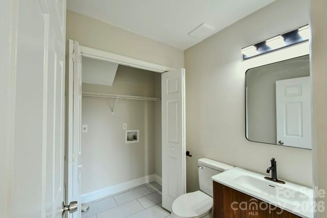 6020 Running Deer Road, Charlotte, NC 28214