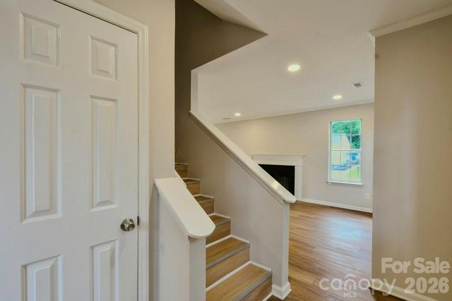 6020 Running Deer Road, Charlotte, NC 28214
