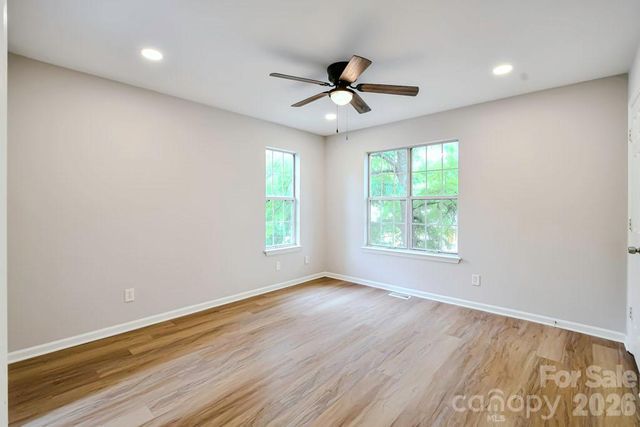 6020 Running Deer Road, Charlotte, NC 28214