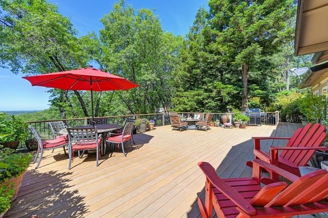 6470 Longridge Ct, Foresthill, CA 95631