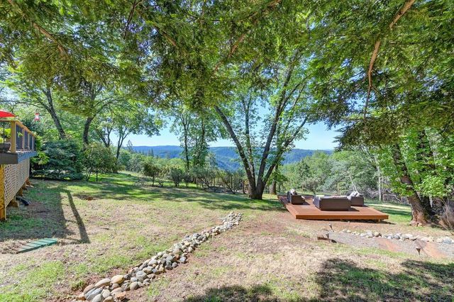 6470 Longridge Ct, Foresthill, CA 95631