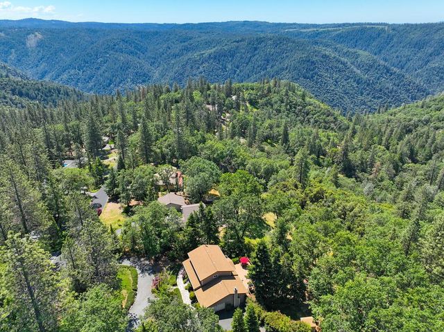 6470 Longridge Ct, Foresthill, CA 95631