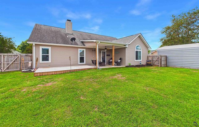 114 Ivey Ct, Warner Robins, GA 31088