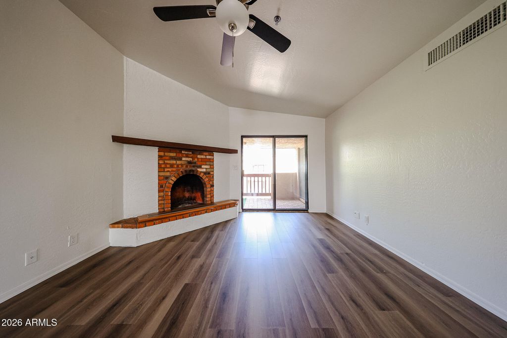 3031 N CIVIC CENTER Plaza 317, Scottsdale, AZ 85251 — photo 5