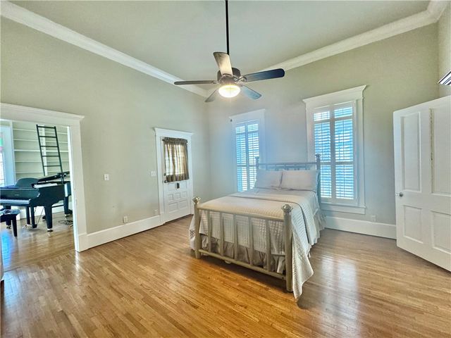 105 SW 3rd Street, Atkins, AR 72823