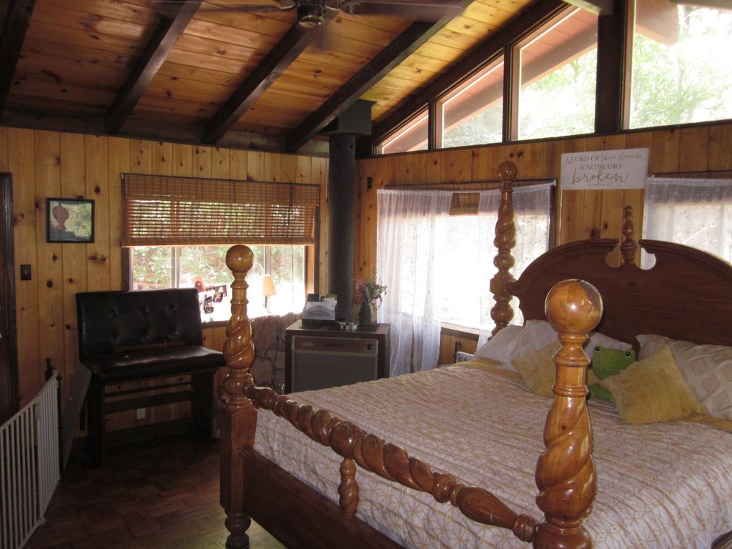 Image 14 of property listing at 56 RIVER Road, Jemez Springs, NM 87025