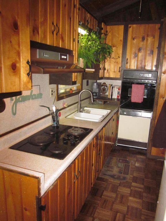 Image 6 of property listing at 56 RIVER Road, Jemez Springs, NM 87025