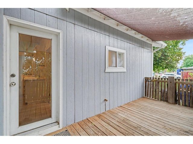 316 W 1st St, Loveland, CO 80537