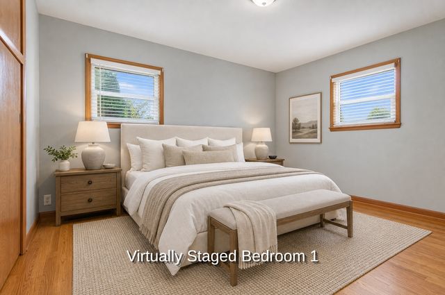 425 Douglas Street, Oswego, IL 60543