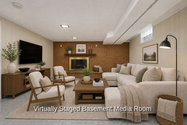 425 Douglas Street, Oswego, IL 60543
