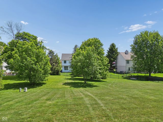 11719 Mesa Valley Court, Fishers, IN 46037