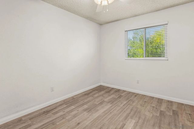 7779 Camino Glorita, San Diego, CA 92122