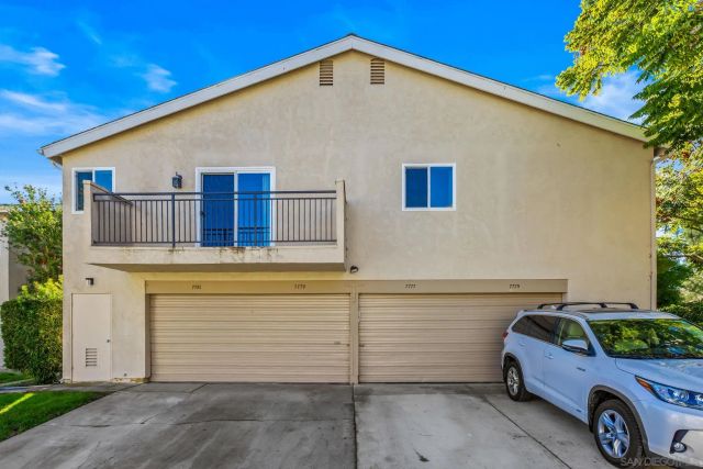 7779 Camino Glorita, San Diego, CA 92122