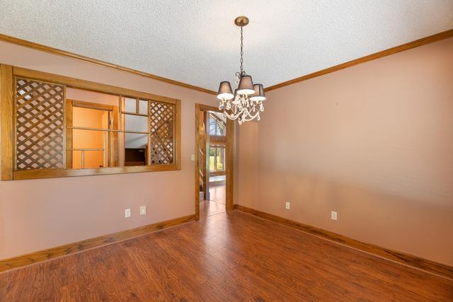 1120 N Azure Ln, Wichita, KS 67235