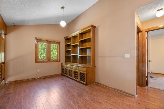 1120 N Azure Ln, Wichita, KS 67235