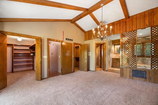 1120 N Azure Ln, Wichita, KS 67235