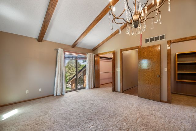 1120 N Azure Ln, Wichita, KS 67235