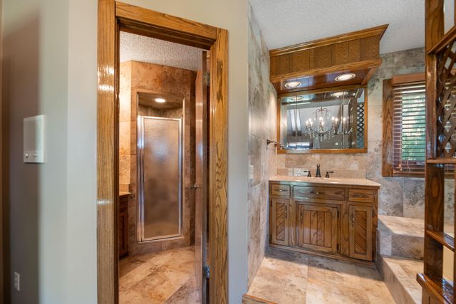 1120 N Azure Ln, Wichita, KS 67235