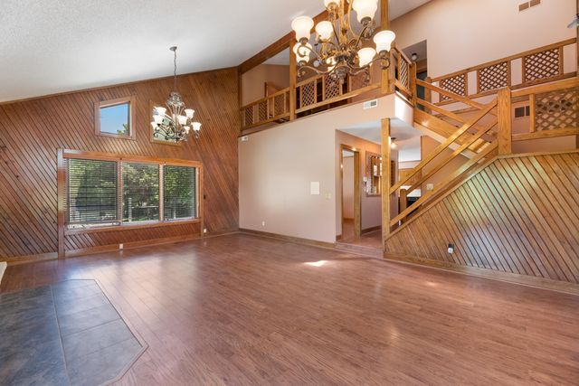 1120 N Azure Ln, Wichita, KS 67235