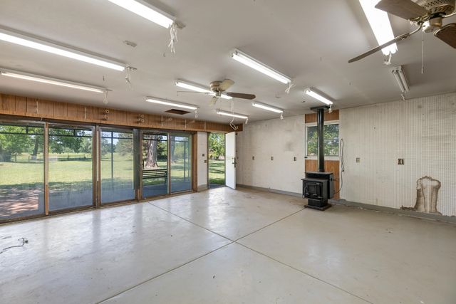 1120 N Azure Ln, Wichita, KS 67235