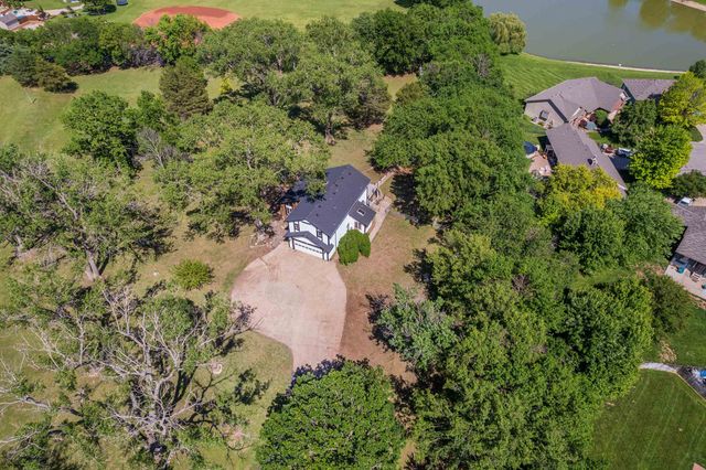 1120 N Azure Ln, Wichita, KS 67235