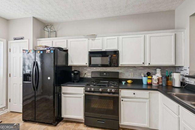 180 Pearl Chambers Drive, Dawsonville, GA 30534