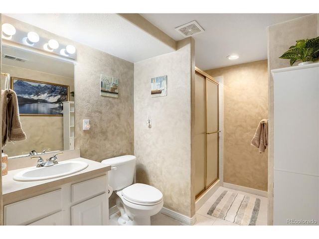 25 Estack Pl, Highlands Ranch, CO 80126