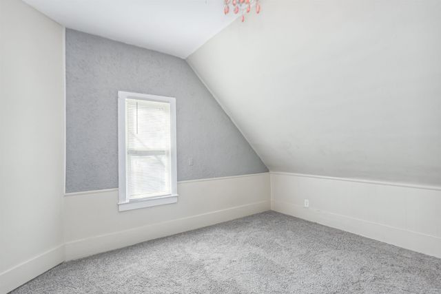 1527 S Water St, Wichita, KS 67213